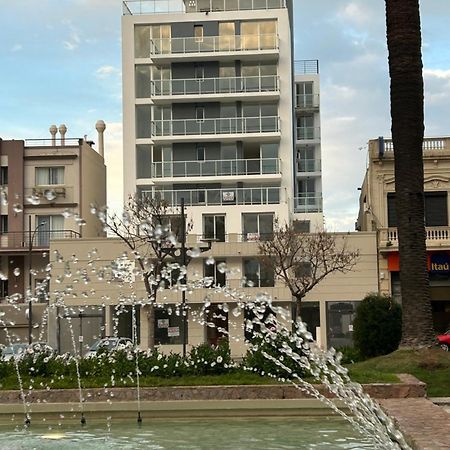 Apartamento Centrico Con Garage Mercedes Luaran gambar