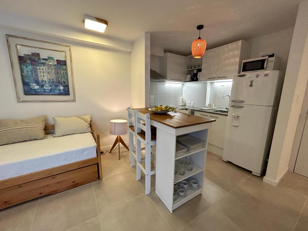 Apartamento Centrico Con Garage Mercedes Luaran gambar
